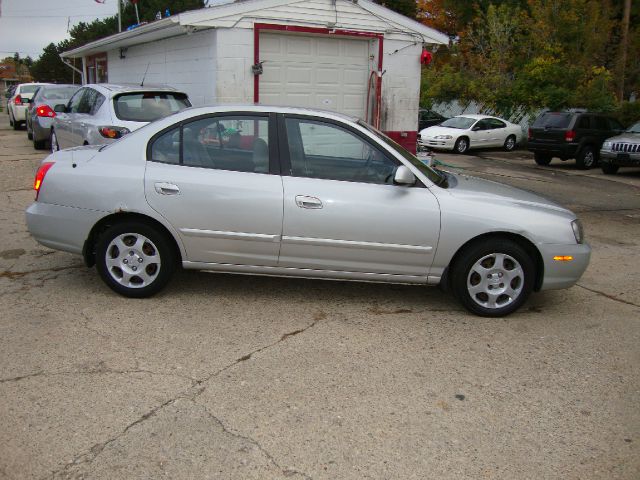 2003 Hyundai Elantra FWD 4dr Sport