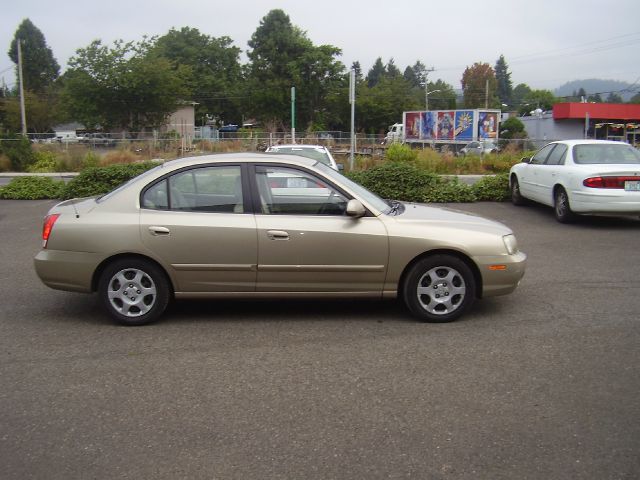 2003 Hyundai Elantra FWD 4dr Sport