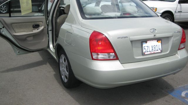 2003 Hyundai Elantra FWD 4dr Sport