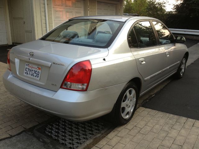 2003 Hyundai Elantra FWD 4dr Sport