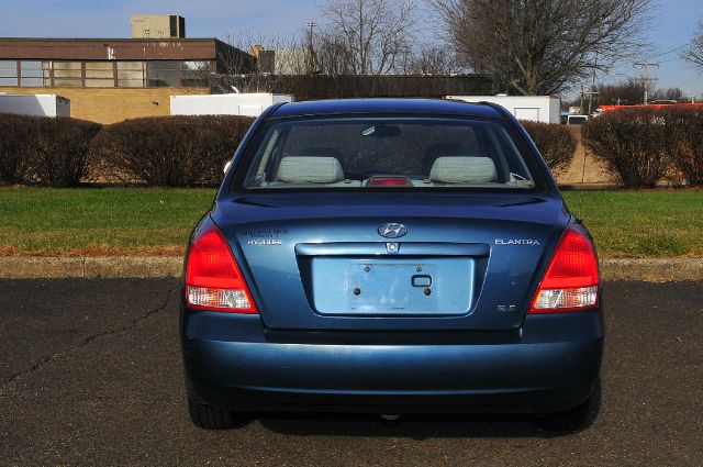 2003 Hyundai Elantra FWD 4dr Sport