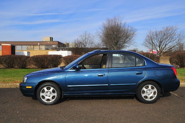 2003 Hyundai Elantra FWD 4dr Sport