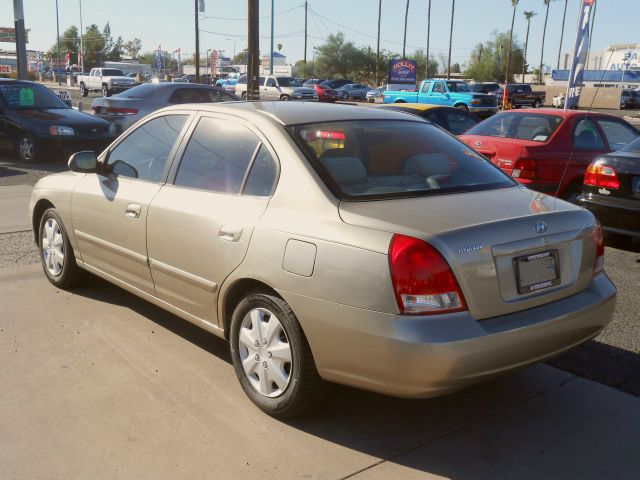 2003 Hyundai Elantra FWD 4dr Sport