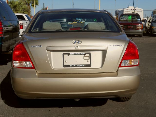 2003 Hyundai Elantra FWD 4dr Sport
