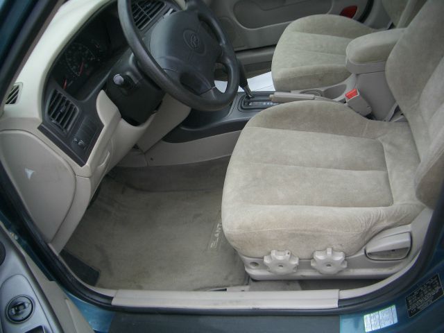 2003 Hyundai Elantra FWD 4dr Sport