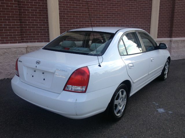 2003 Hyundai Elantra FWD 4dr Sport
