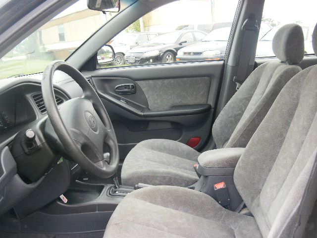 2003 Hyundai Elantra FWD 4dr Sport