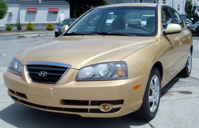2004 Hyundai Elantra FWD 4dr Sport