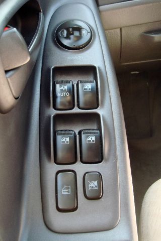 2004 Hyundai Elantra FWD 4dr Sport