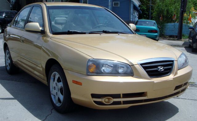 2004 Hyundai Elantra FWD 4dr Sport