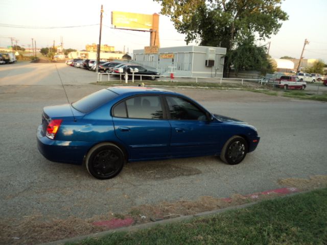 2004 Hyundai Elantra Unknown