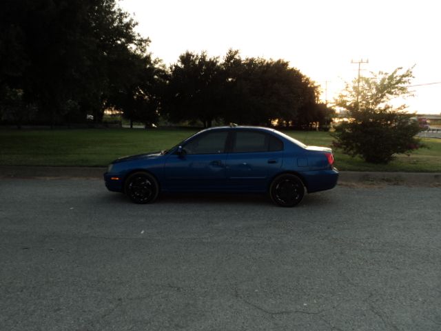 2004 Hyundai Elantra Unknown