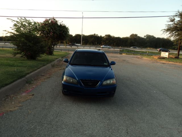 2004 Hyundai Elantra Unknown