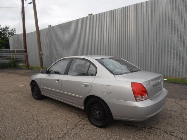 2004 Hyundai Elantra FWD 4dr Sport
