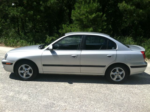 2004 Hyundai Elantra Low Price