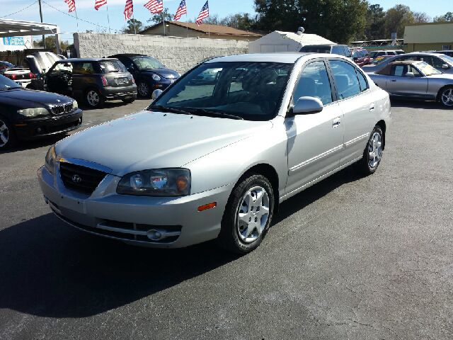 2004 Hyundai Elantra FWD 4dr Sport