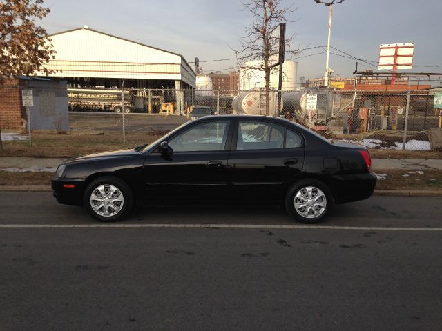 2004 Hyundai Elantra FWD 4dr Sport