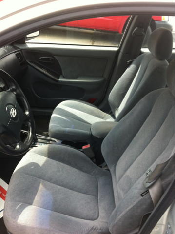 2004 Hyundai Elantra Low Price