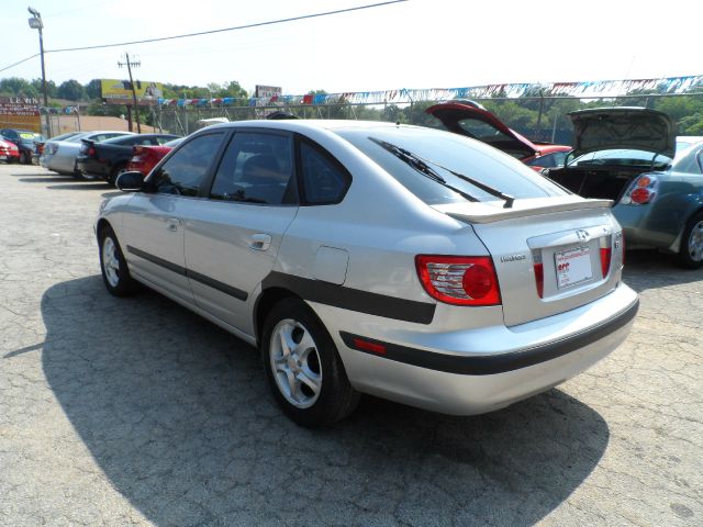 2004 Hyundai Elantra Riviera