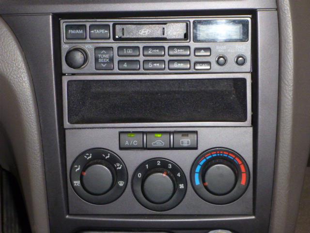 2004 Hyundai Elantra FWD 4dr Sport