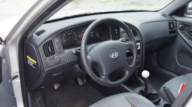 2004 Hyundai Elantra Riviera