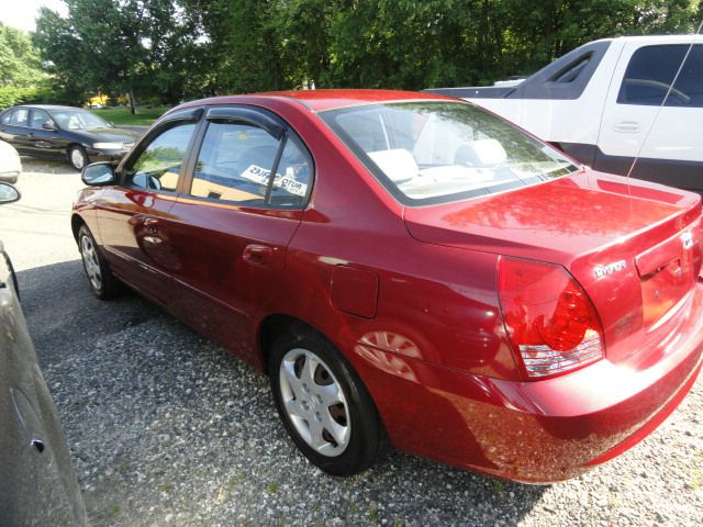 2004 Hyundai Elantra FWD 4dr Sport