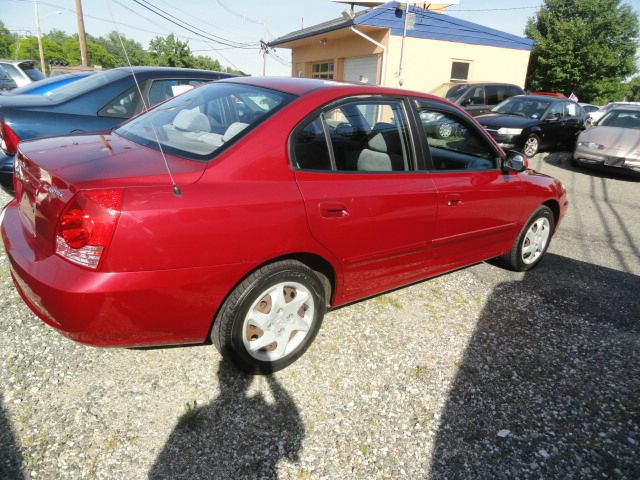 2004 Hyundai Elantra FWD 4dr Sport