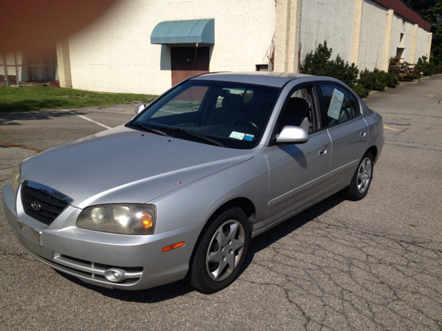 2004 Hyundai Elantra FWD 4dr Sport