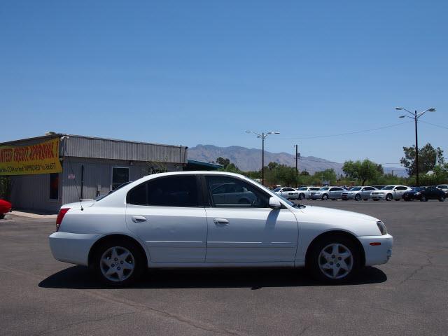 2004 Hyundai Elantra FWD 4dr Sport