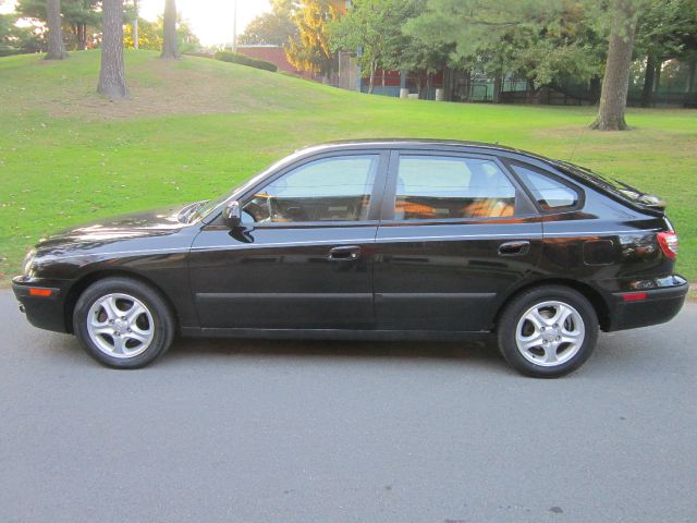 2004 Hyundai Elantra Riviera