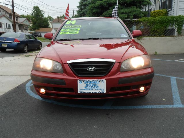 2004 Hyundai Elantra LS Flex Fuel 4x4 This Is One Of Our Best Bargains
