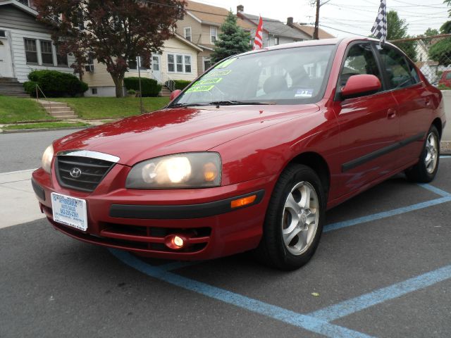2004 Hyundai Elantra LS Flex Fuel 4x4 This Is One Of Our Best Bargains