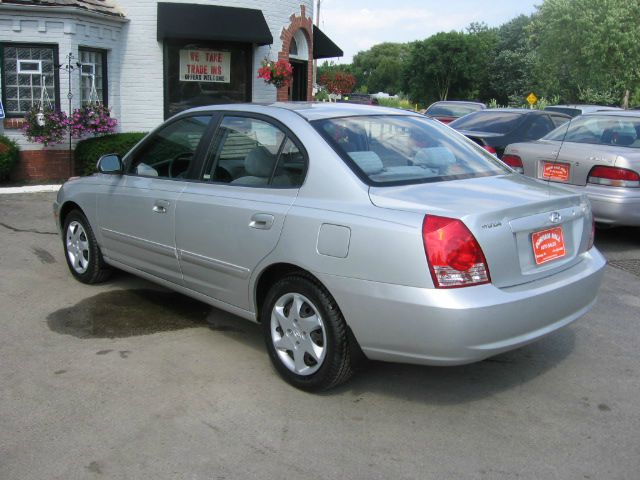 2004 Hyundai Elantra FWD 4dr Sport