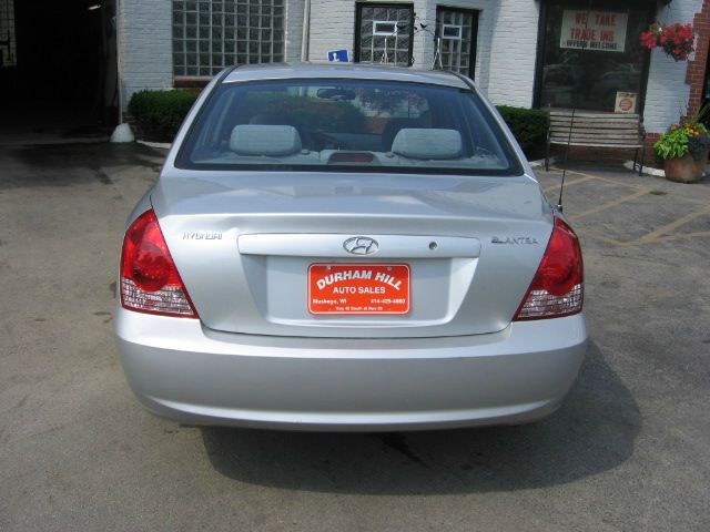 2004 Hyundai Elantra FWD 4dr Sport