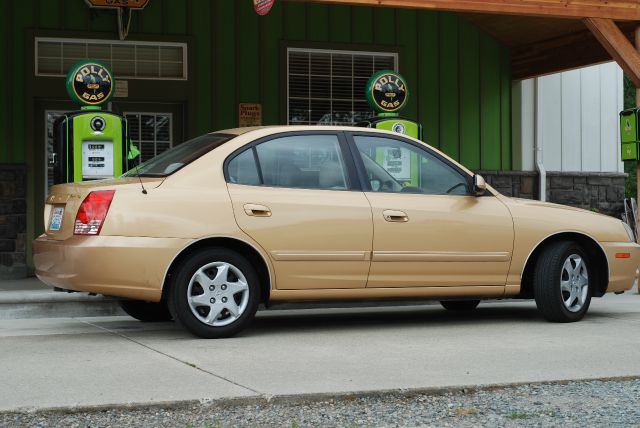 2004 Hyundai Elantra FWD 4dr Sport