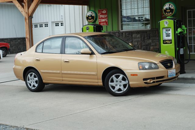 2004 Hyundai Elantra FWD 4dr Sport