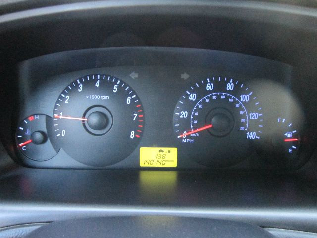 2004 Hyundai Elantra Riviera