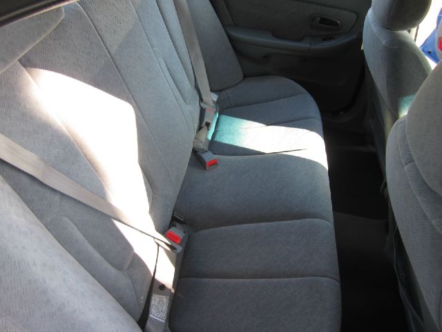 2004 Hyundai Elantra FWD 4dr Sport