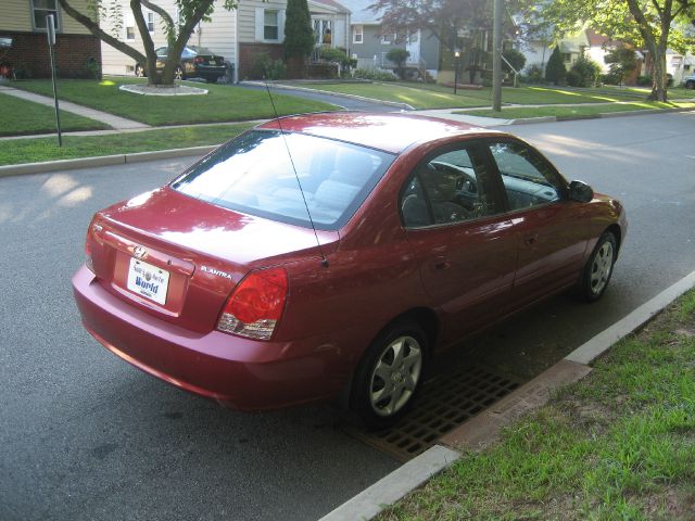 2004 Hyundai Elantra FWD 4dr Sport