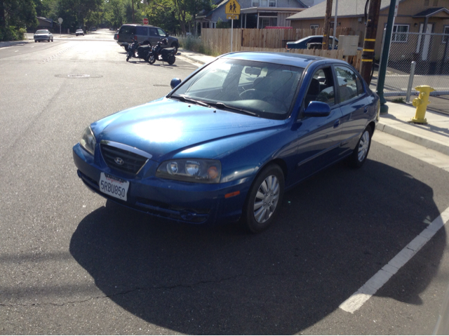 2005 Hyundai Elantra Lariat CREW CAB 4X4 Diesel