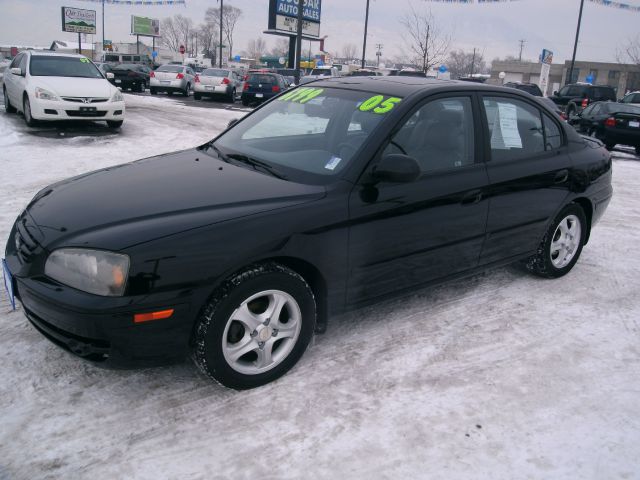 2005 Hyundai Elantra Low Price