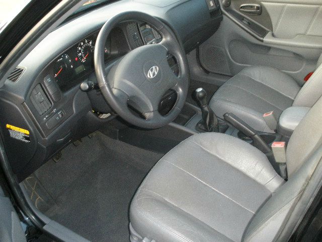 2005 Hyundai Elantra Riviera