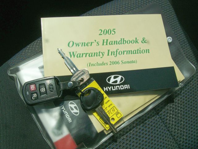 2005 Hyundai Elantra 112028