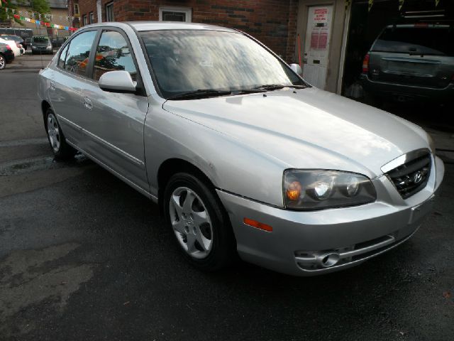 2005 Hyundai Elantra ST Sport SLT TRX4 Off Road Laramie