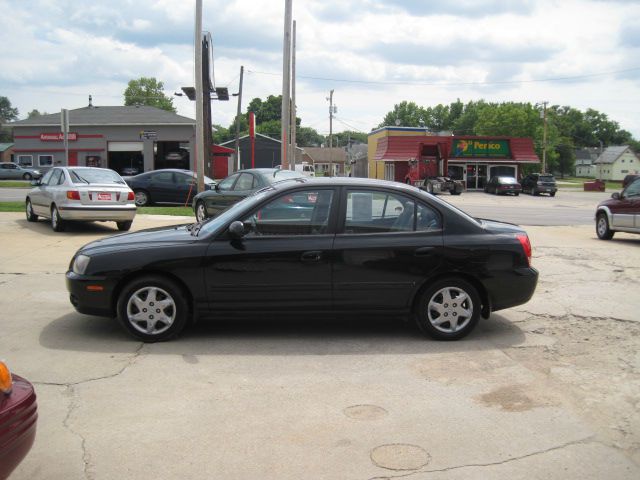 2005 Hyundai Elantra Low Price