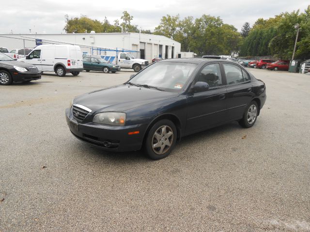 2005 Hyundai Elantra Low Price