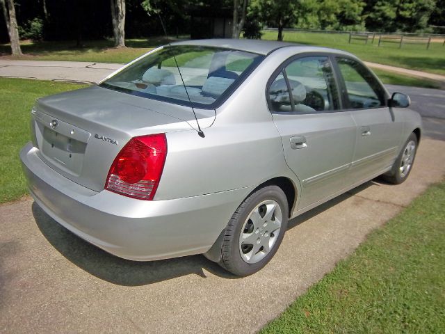 2005 Hyundai Elantra Low Price