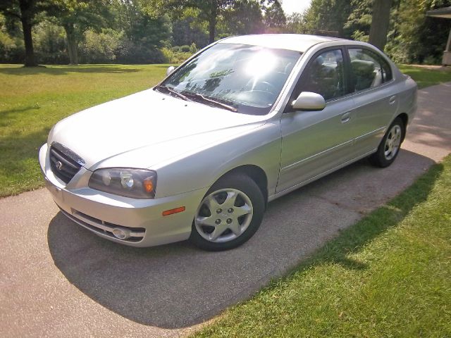2005 Hyundai Elantra Low Price