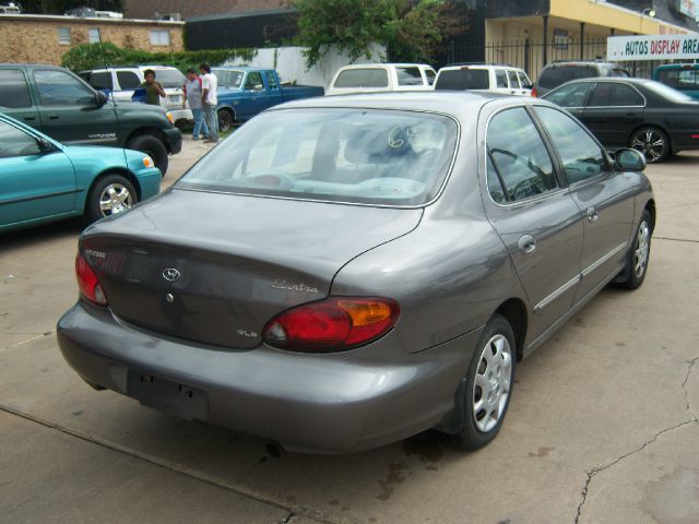 2005 Hyundai Elantra Unknown