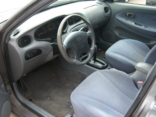 2005 Hyundai Elantra Unknown